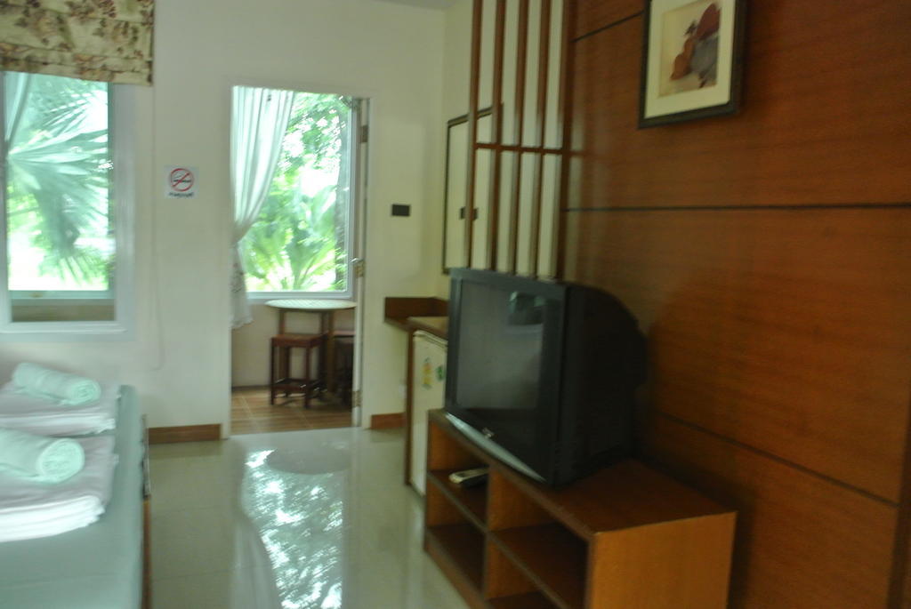 Baan Suan Resort Juree Punsuk Suphan Buri Bilik gambar
